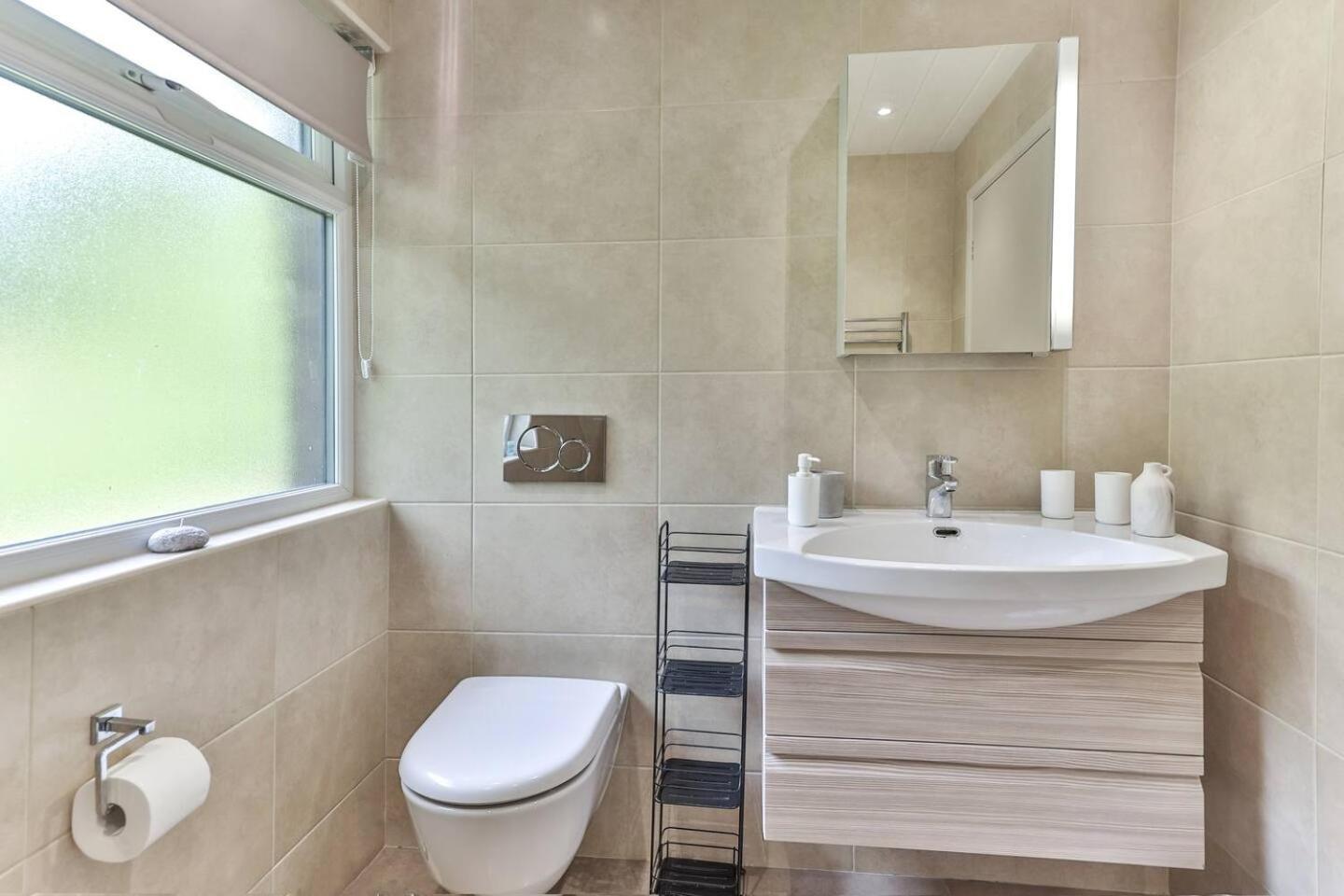 3 Bedroom Bungalow Close To Peak District With Garden Шефилд Екстериор снимка